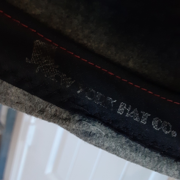 New York Hat Co., ROYAL ASCOT, WOOL, Vented, Domed Style "Newsboy" Cap - Picture 6 of 7